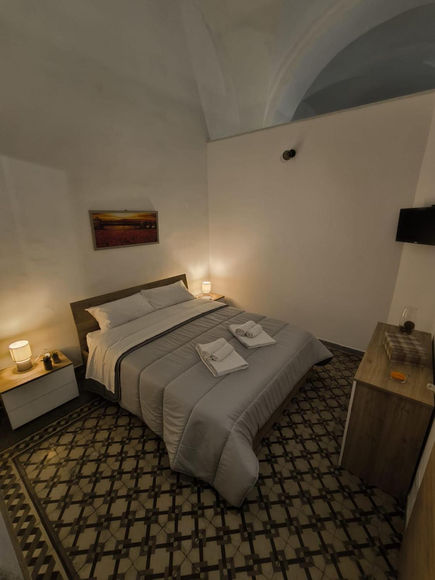 Opificio 11 House Apartment Катания Екстериор снимка